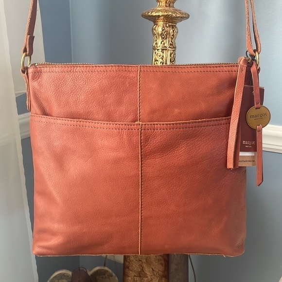 Brand New Margot Genuine Leather Leah Hobo Zip Crossbody Purse Adjustable Strap - Picture 2 of 16